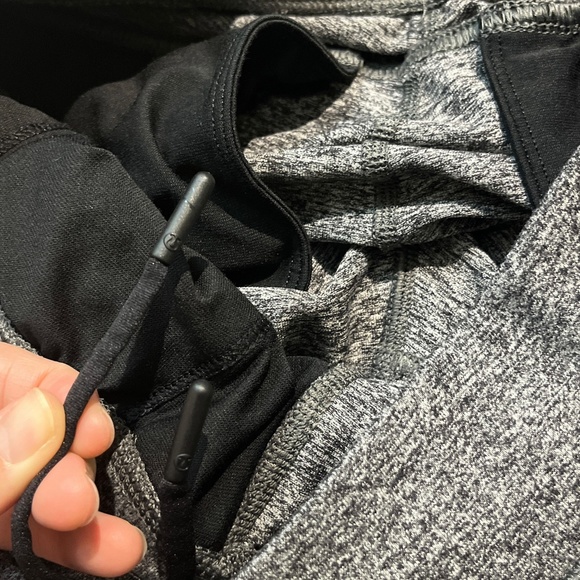 Lululemon Kung Fu Running Jogger Pant - Men's Size M - Gray - Picture 7 of 10